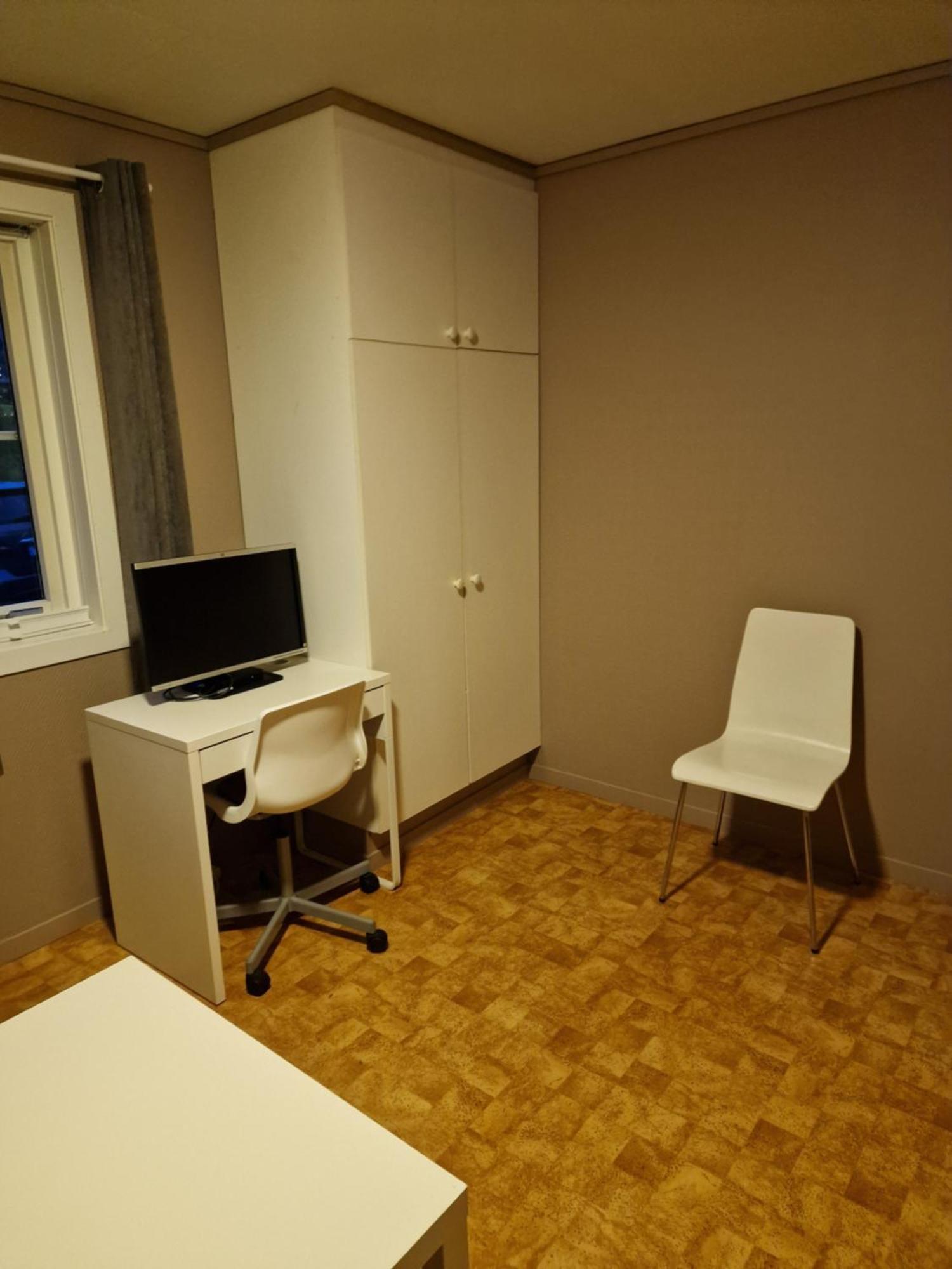 Rom Sentralt I Sogndal Vandrarhem Exteriör bild